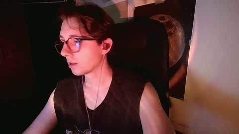 Snapshot of cosmonudes chatting on 05/06/26, 08:58 Barry online show from 05/06/26, 08:58