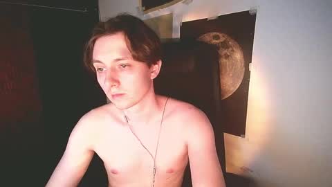Snapshot of cosmonudes chatting on 05/11/26, 04:04 Barry online show from 05/11/26, 04:04