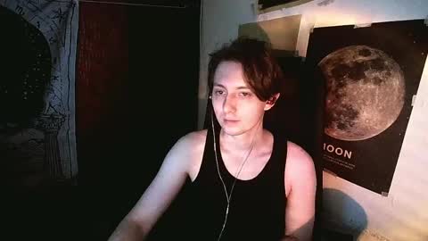 Snapshot of cosmonudes chatting on 05/17/26, 04:47 Barry online show from 05/17/26, 04:47