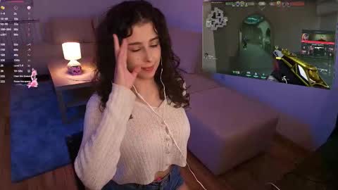 Luna online show from 03/27/26, 04:51