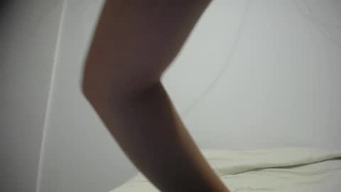 Snapshot of costantine_helena24 chatting on 12/08/24, 06:50 costantine helena24 online show from 12/08/24, 06:50