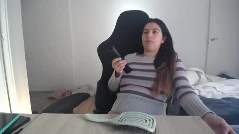 costantine helena24 online show from 11/19/25, 11:54