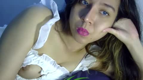 Liz Gwyneth Charlota online show from 02/22/25, 08:09