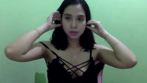 Snapshot of cottoncandygirl9898 chatting on 04/29/26, 12:09 Liz Gwyneth Charlota online show from 04/29/26, 12:09