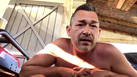 Snapshot of countryjoe2002 chatting on 11/08/25, 09:24 countryjoe2002 online show from 11/08/25, 09:24