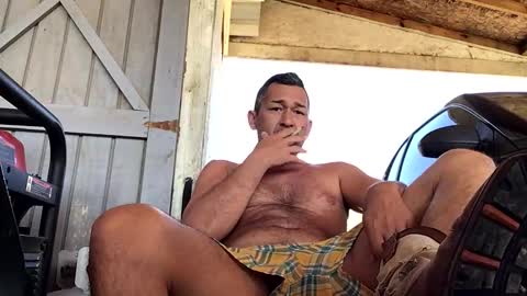 Snapshot of countryjoe2002 chatting on 11/16/25, 05:18 countryjoe2002 online show from 11/16/25, 05:18