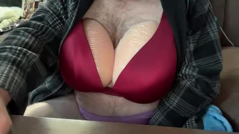 Snapshot of county1234 chatting on 11/01/25, 12:51 Counrt1234 online show from 11/01/25, 12:51