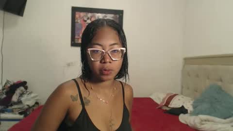 couple_hot0240129 online show from 01/15/26, 06:22