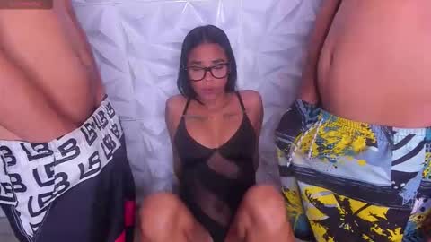 couple_latin2025 online show from 11/29/25, 09:18