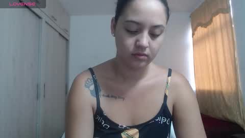  ALEJANDRO Y EMILY  online show from 10/26/25, 12:55