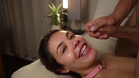 Momo and Nico -  - 20 OFF online show from 10/02/25, 05:03