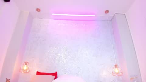 Snapshot of courtneycarterr chatting on 02/25/25, 07:20 courtney online show from 02/25/25, 07:20