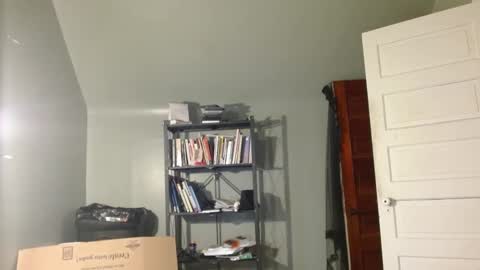 Snapshot of courtneyfmty chatting on 10/13/25, 05:57 Courtney online show from 10/13/25, 05:57