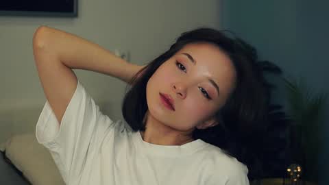 Yui online show from 01/30/25, 07:07