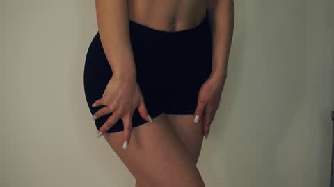 Yui online show from 01/30/25, 01:10