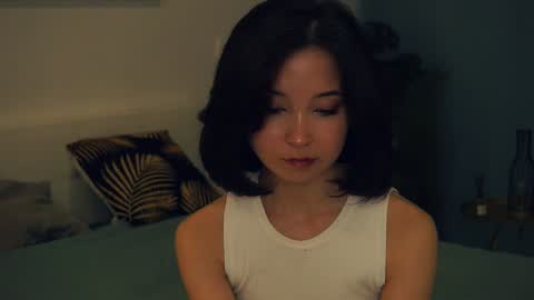 Yui online show from 02/08/25, 10:07