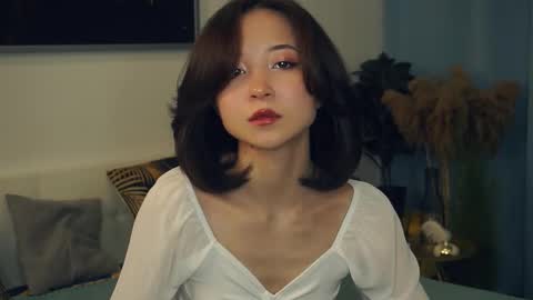 Yui online show from 03/01/25, 07:41