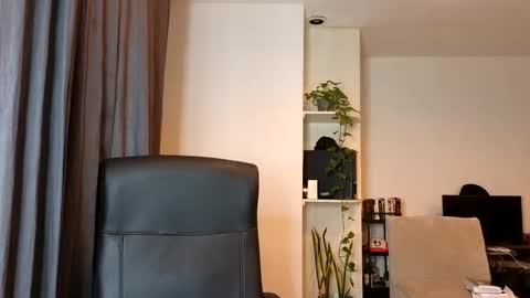 cbl online show from 02/04/25, 01:23