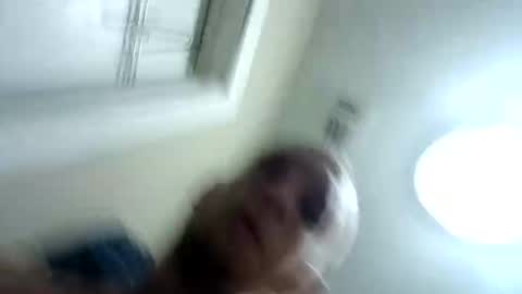 Snapshot of coxwingin9 chatting on 11/23/25, 04:34 coxwingin9 online show from 11/23/25, 04:34