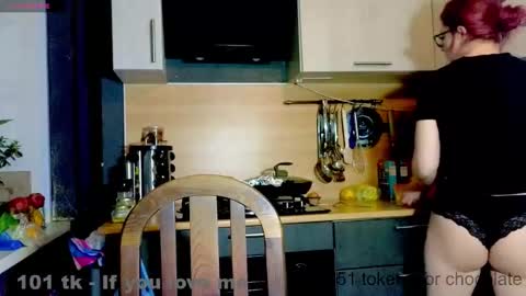 Snapshot of coy_girl_ chatting on 11/27/25, 05:09 My name is Emma - HELP COLLECT TOKENS FOR THE OPERATION FOR MY DAUGHTER online show from 11/27/25, 05:09