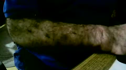 Snapshot of coyote017 chatting on 02/09/25, 09:06 coyote017 online show from 02/09/25, 09:06