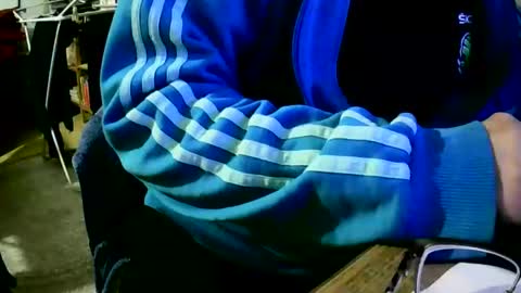 Snapshot of coyote017 chatting on 02/13/25, 08:17 coyote017 online show from 02/13/25, 08:17