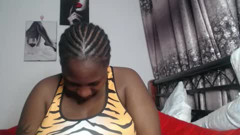 Erykah online show from 10/08/25, 10:18