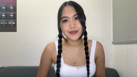 Snapshot of cozymia chatting on 05/22/26, 11:38 cozymia online show from 05/22/26, 11:38