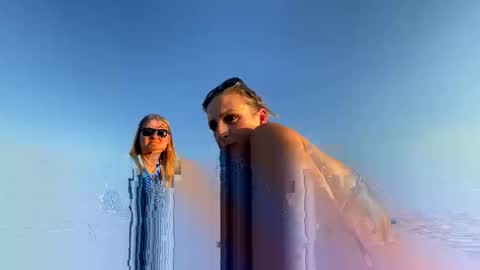 Cpl2Thrpl online show from 10/11/25, 11:14