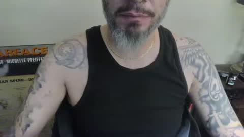 Snapshot of cpl_inlove chatting on 01/12/25, 06:06 cpl_inlove online show from 01/12/25, 06:06