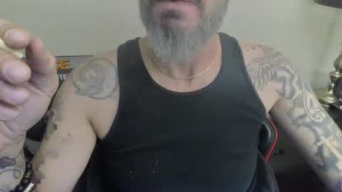 Snapshot of cpl_inlove chatting on 10/10/25, 10:20 cpl_inlove online show from 10/10/25, 10:20