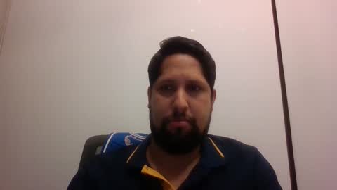 Snapshot of cr1585 chatting on 11/23/25, 01:05 Rico TicoAmigas online show from 11/23/25, 01:05