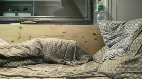 crapaud75018 online show from 11/15/25, 08:49