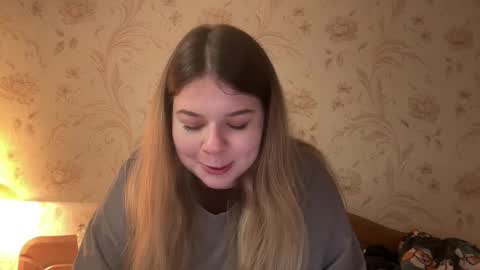 Snapshot of crave_elise chatting on 10/30/25, 09:59 Elise online show from 10/30/25, 09:59