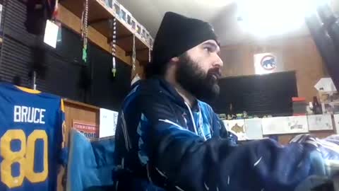 Snapshot of craveitoften chatting on 02/01/25, 01:02 craveitoften online show from 02/01/25, 01:02