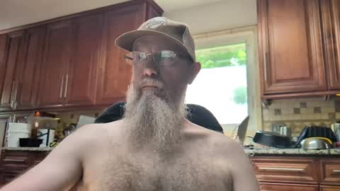 Snapshot of craven_moreass chatting on 06/13/26, 01:42 Dick Fitswell online show from 06/13/26, 01:42