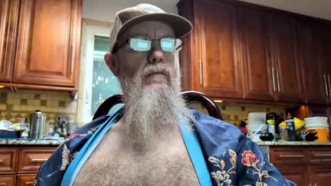 Snapshot of craven_moreass chatting on 07/27/26, 11:17 Dick Fitswell online show from 07/27/26, 11:17