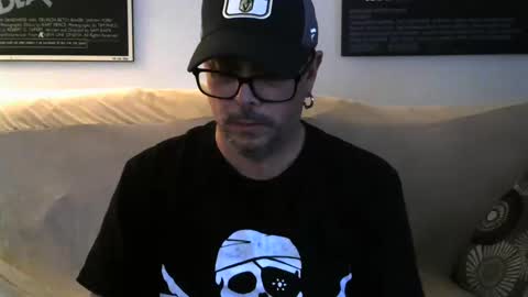 Snapshot of crazy4vegas chatting on 12/15/24, 09:20 crazy4vegas online show from 12/15/24, 09:20