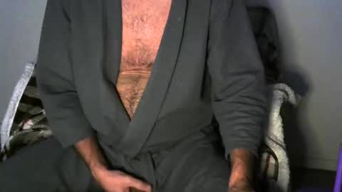 Snapshot of crazy4vegas chatting on 01/11/25, 09:47 crazy4vegas online show from 01/11/25, 09:47