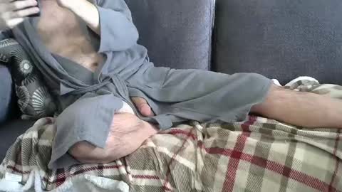 Snapshot of crazy4vegas chatting on 02/08/25, 02:16 crazy4vegas online show from 02/08/25, 02:16