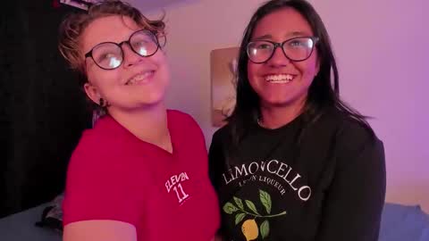 Snapshot of crazy_cakes_ chatting on 11/25/25, 02:55 Lexie Rose online show from 11/25/25, 02:55