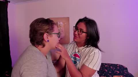 Snapshot of crazy_cakes_ chatting on 12/16/25, 04:12 Lexie Rose online show from 12/16/25, 04:12