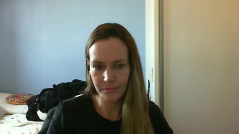 Anny online show from 10/15/25, 10:59