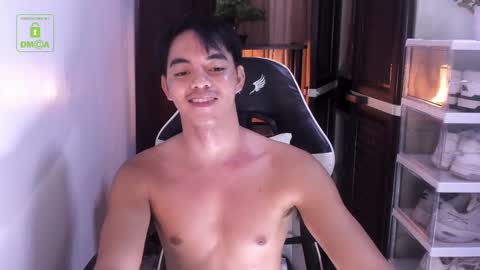 Snapshot of crazyasiancum chatting on 12/03/24, 02:38 Zion online show from 12/03/24, 02:38