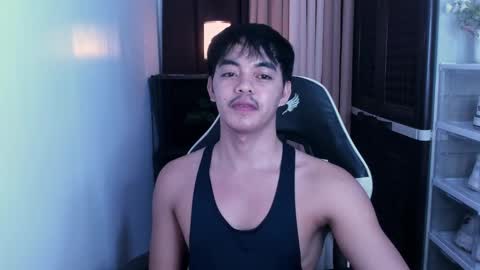 Snapshot of crazyasiancum chatting on 12/13/24, 02:38 Zion online show from 12/13/24, 02:38