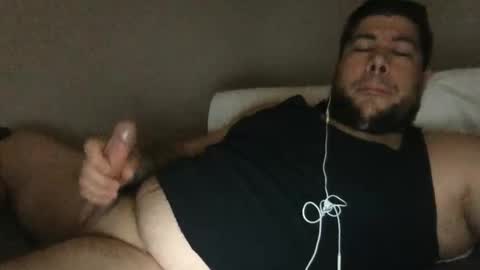 Snapshot of crazybigdick710 chatting on 10/21/25, 05:08 crazybigdick710 online show from 10/21/25, 05:08