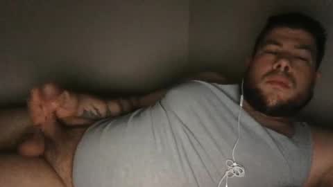 Snapshot of crazybigdick710 chatting on 11/21/25, 05:28 crazybigdick710 online show from 11/21/25, 05:28
