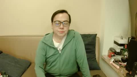 Snapshot of crazychika chatting on 03/09/25, 04:00 Kelly   online show from 03/09/25, 04:00