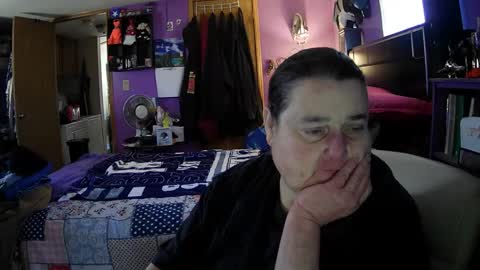 Snapshot of crazygirl802 chatting on 10/09/25, 07:56 crazygirl802 online show from 10/09/25, 07:56