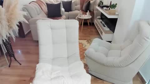 LAURA online show from 02/27/26, 01:33